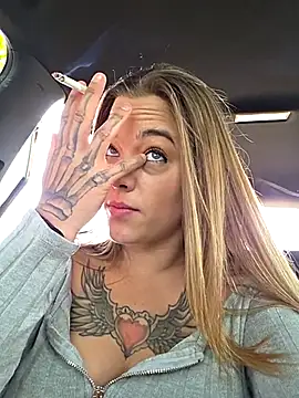 Luna_Lynn webcam