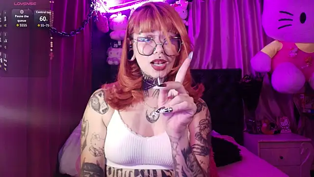 MelodyPrive live webcam