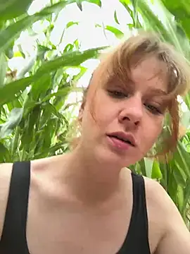 SweetSeraphine webcam