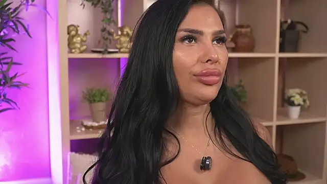 firesbomb777 (F young) - Wet My Pussy Up💦