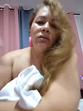 SluttyMilf79