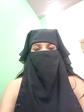 Aafreen_36 live webcam show