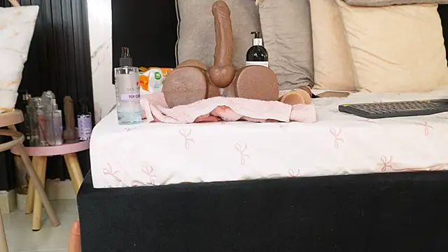 Annyy_Rosse live webcam show