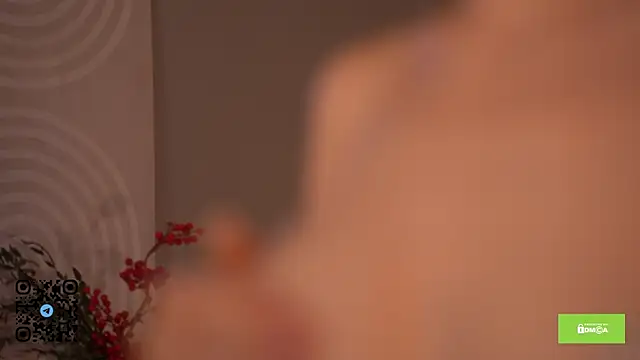 Emmiellee live webcam show
