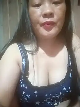 MISSAGKUTE20 live cam on StripChat