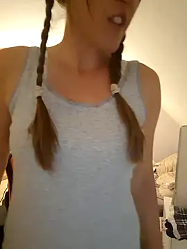 spritzmaus (F milf) - Blow man Vid