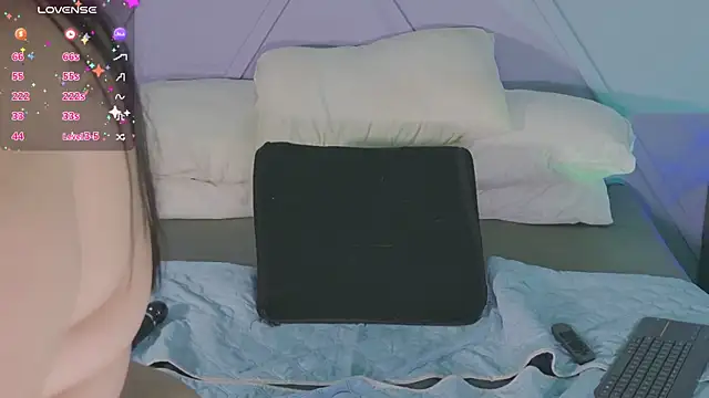emmajohnss live webcam show