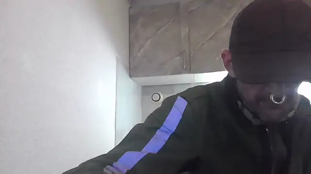 JUNKIETOP live cam on StripChat