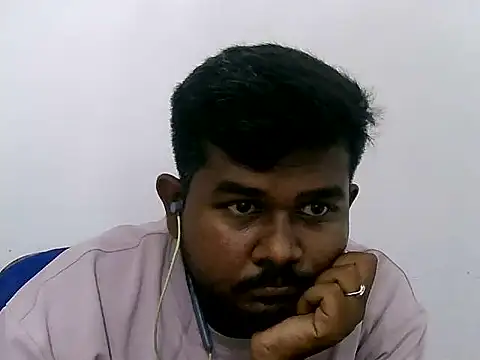 SexyboyTamil69 live cam on StripChat