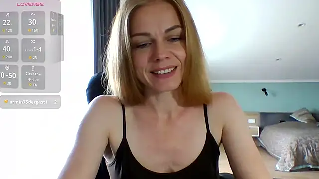 Tina5394 live webcam show