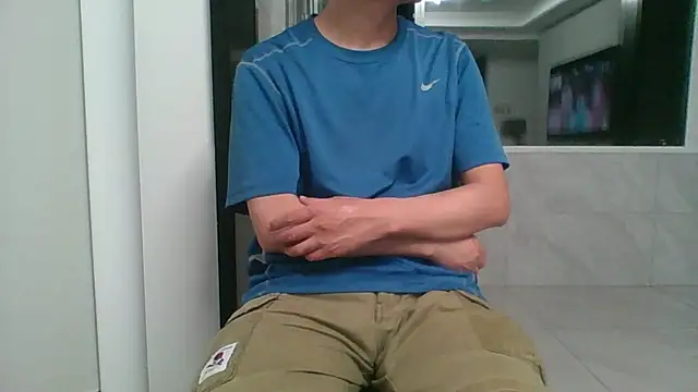 nole_china7 (Ask my age) - talk / fun / cum
