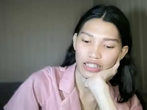 Yourgoddess_jayve webcam