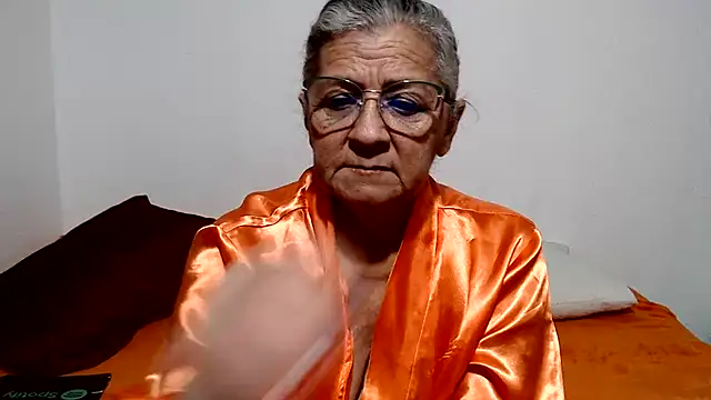 candy_mature_ live webcam show