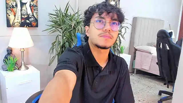 kai_storn webcam
