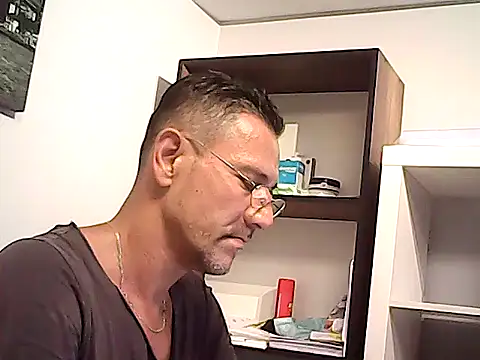 mastercharisma35