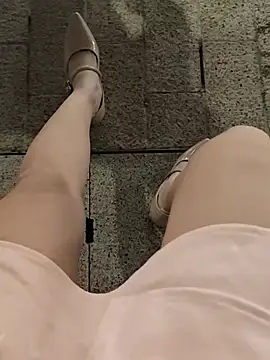 Mina-02 live cam
