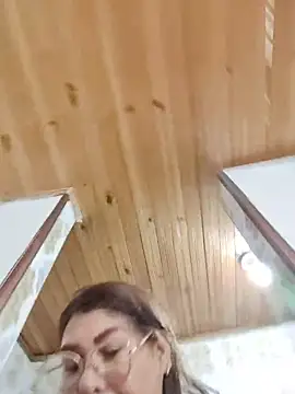 AlexxiaaMat live webcam show