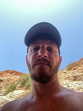 Oliverhnt live webcam show