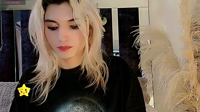honey_skin webcam