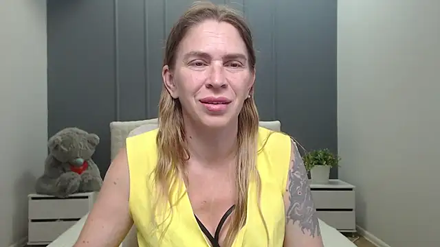 TessaDaybreak webcam