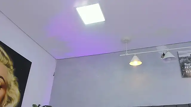 kendra_london webcam