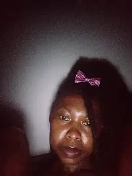 Sweethoneypot25 webcam