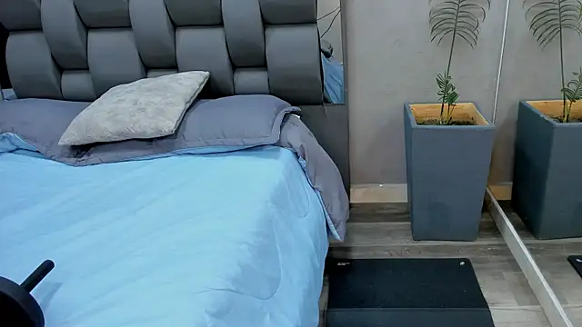 Charlie___Musk webcam