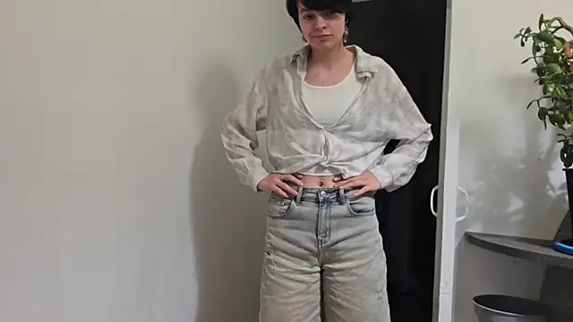Lucysidle webcam