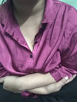 Anamikakl live cam on StripChat