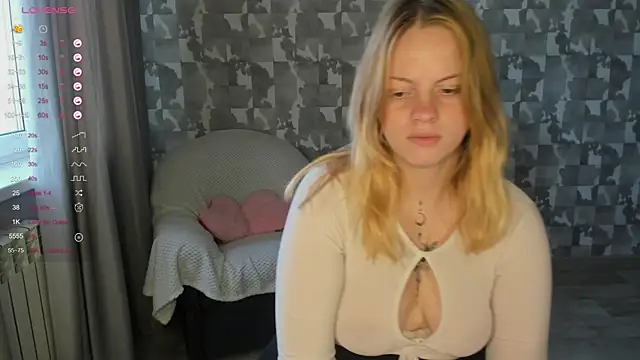 L_aura webcam