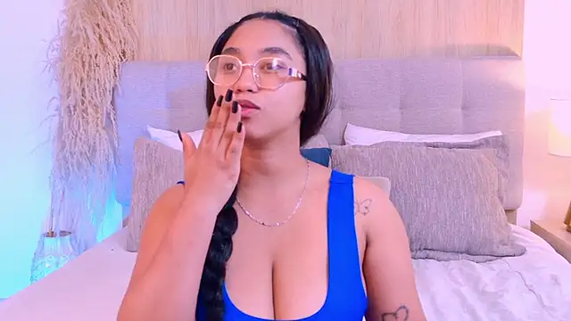 RoseAndDominic webcam
