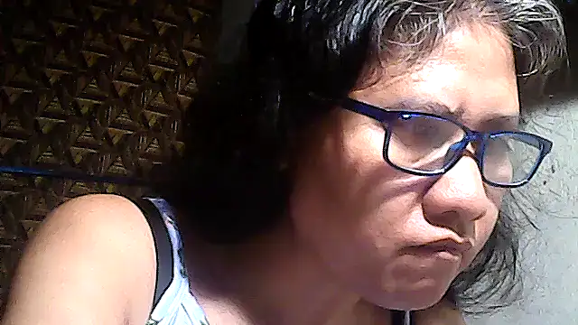 sweetsosie18 live cam on StripChat