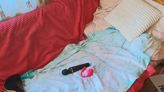 Strip_Adelina webcam