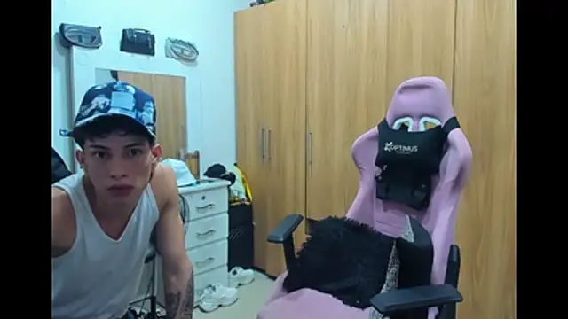 Pride_couple