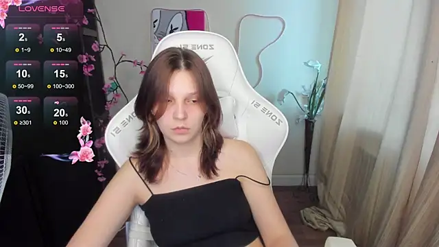 AudreyyKim live cam on StripChat