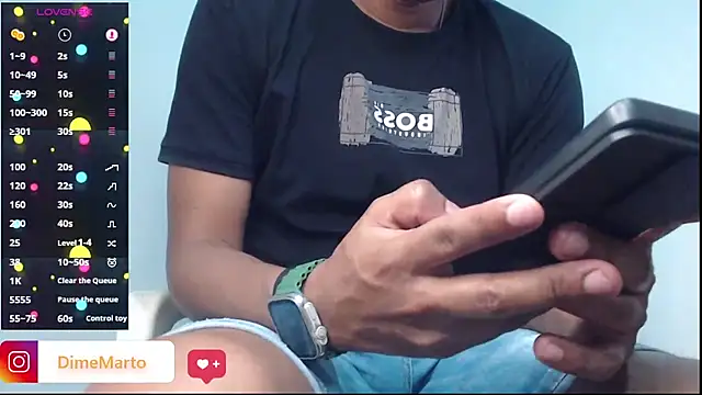 mike_black_22 webcam