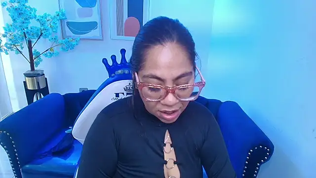 Silvana_lane live cam on StripChat