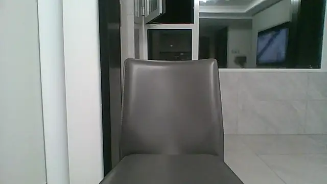 nole_china7 (Ask my age) - talk / fun / cum