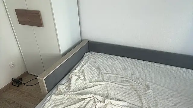 VerniceEngelking live webcam show
