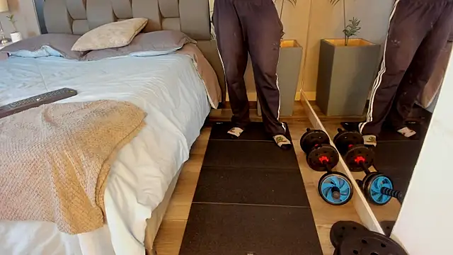 Charlie___Musk webcam