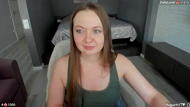 LizaGost live cam on StripChat
