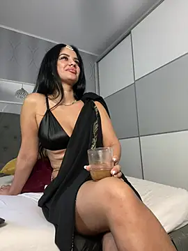 _adelle webcam