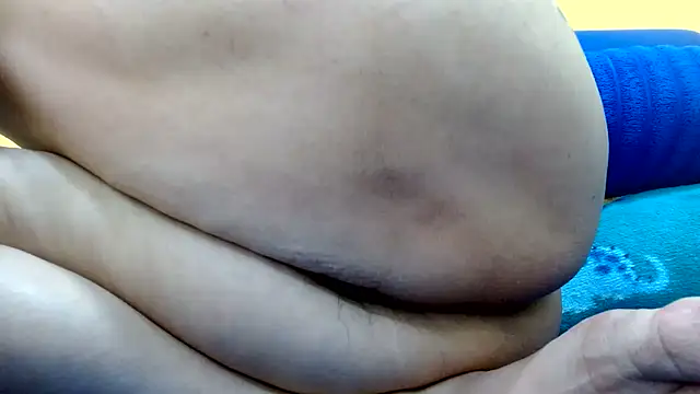 thebesthairypussy2 webcam