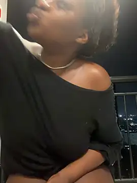 Ginger9Melynn live webcam show