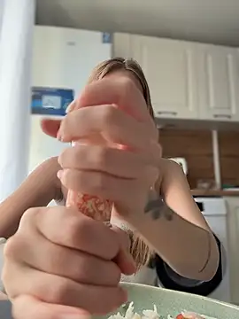 milamoone - MilaMoone's free webcam - UK Sex Cams
