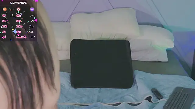 emmajohnss live webcam show