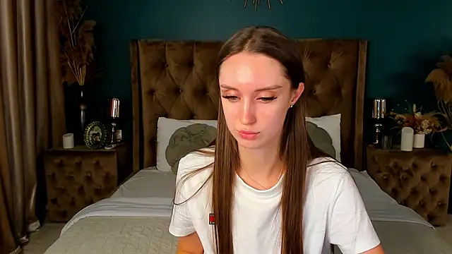 ToriSonn webcam