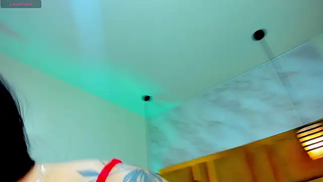 Violett_Cinnamon webcam