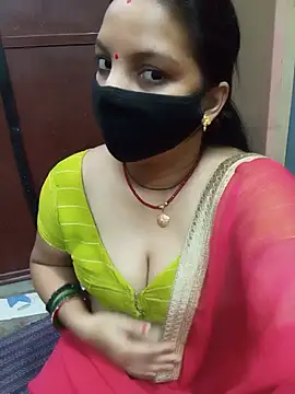 Manjudear live cam on StripChat