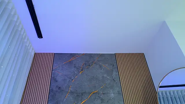 mia_scot webcam